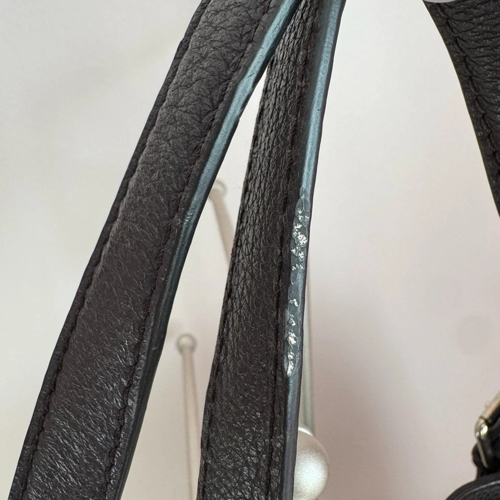 SOLD ON EBAY Gucci Brown and Black GG Canvas Shoulder Bag - Picture 7 of 7